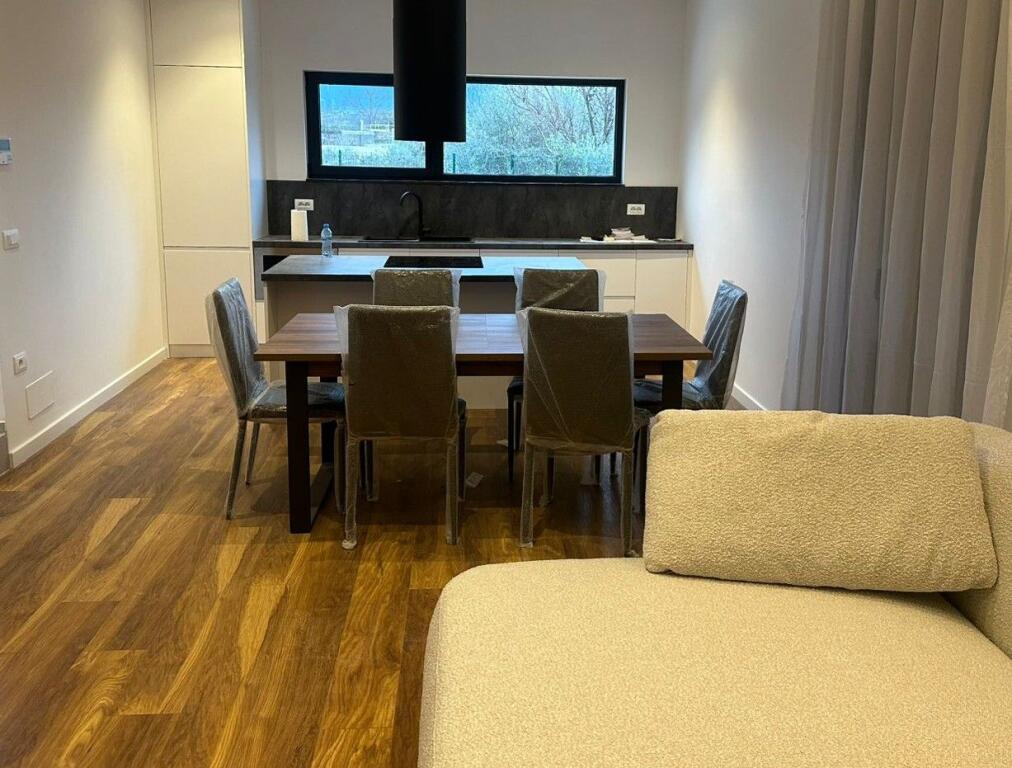 📌 Luxurious 2-story villa for rent near TEG