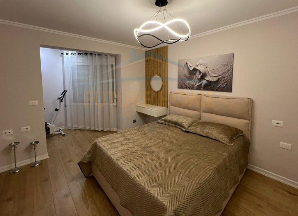 Qera, Apartament 2+1, Oxhaku, Tiranë.