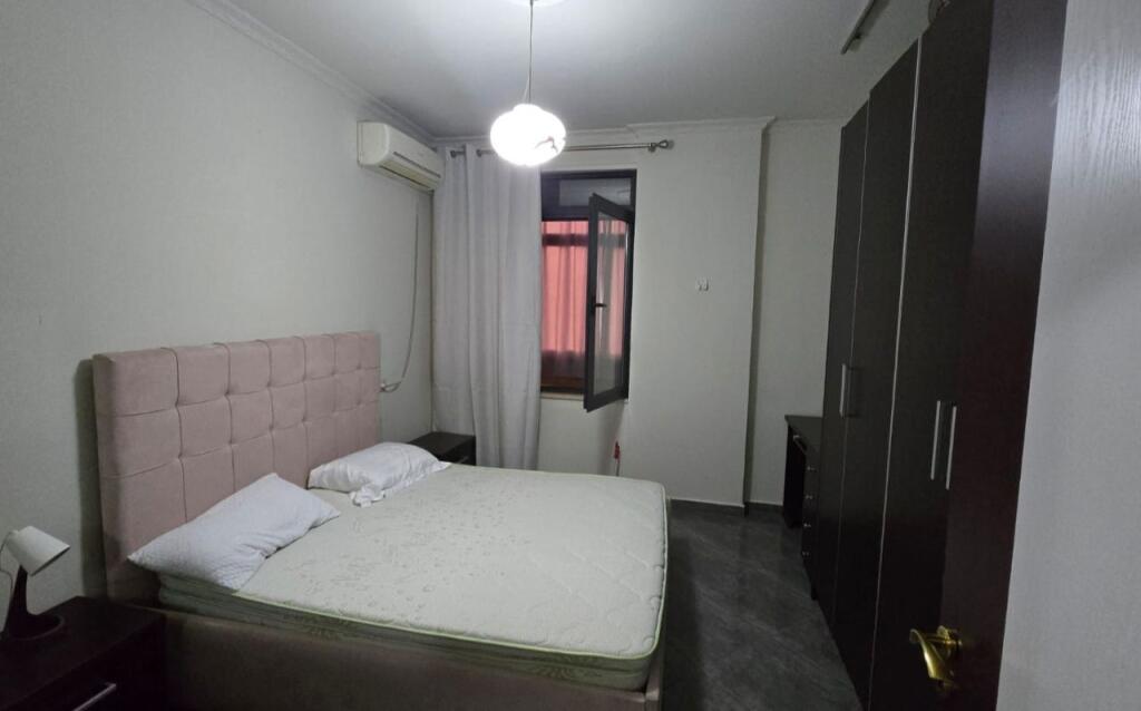 APARTAMENT ME QERA 1+1 LIQENI THATE 50.000 LEKE