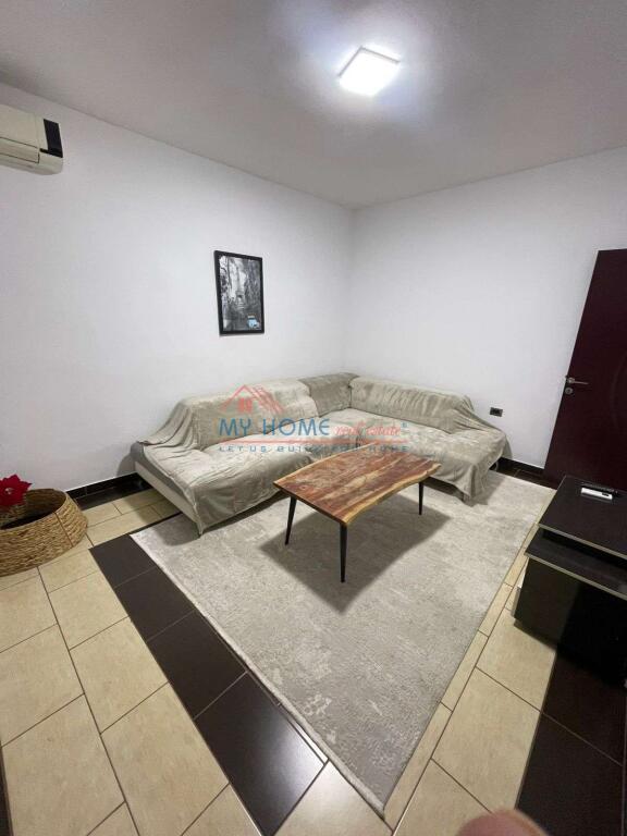 Apartament 1+1 me qira te Rruga e Durresit ne Tirane