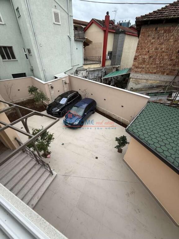 Vile me qera Rruga e Kavajes Tirane