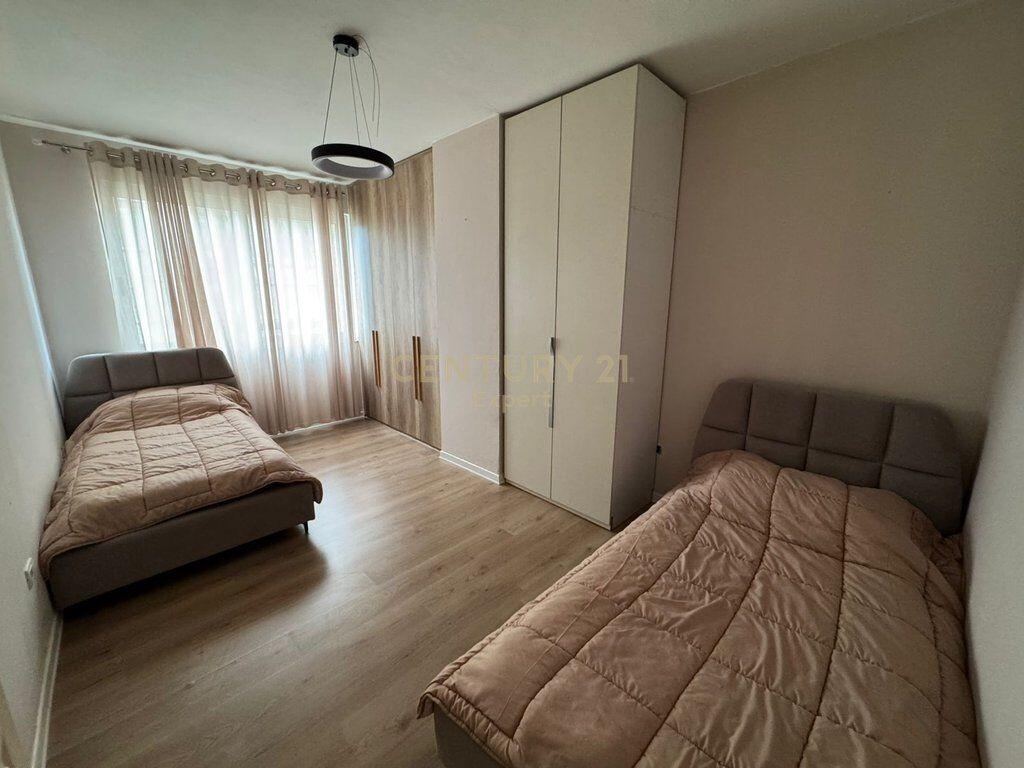APARTAMENT 2+1+2 PER QIRA NE ASTIR