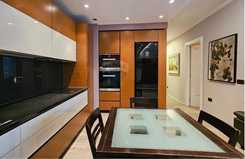 Apartament 3+1+2 ne shitje perballe Delijorgjit! ID: 530181081-344