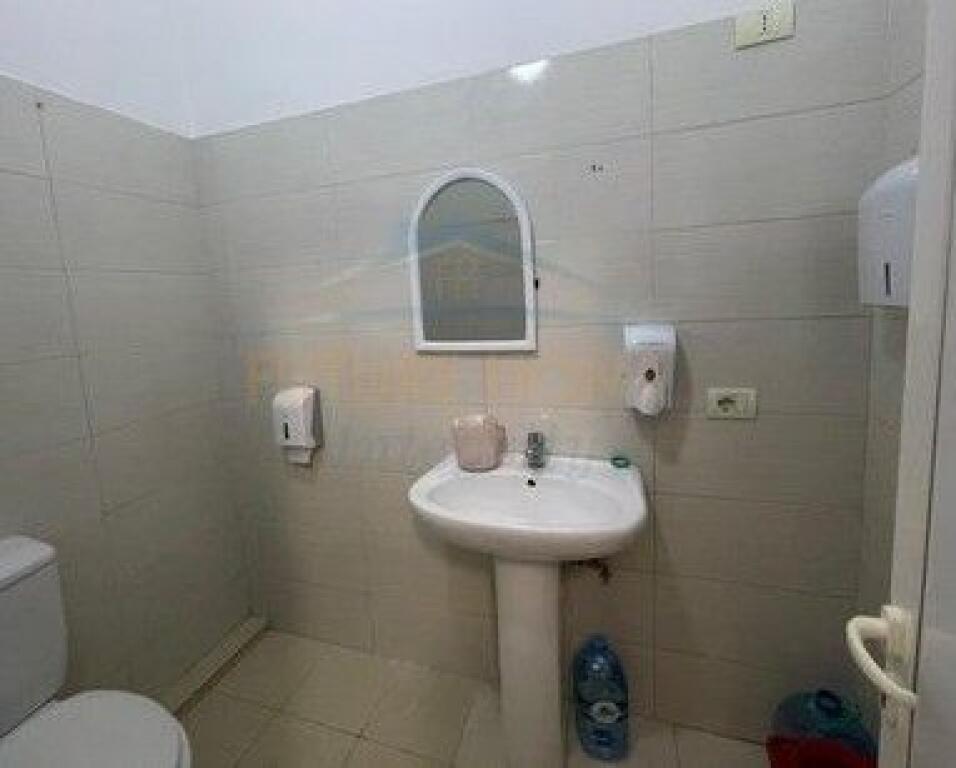 Rent, Business Premises, Elbasan Street, Tirana..
