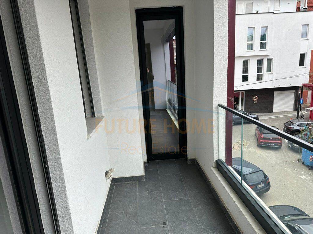 Qera , Apartament 2+1+2 , Komuna e Parisit , Tirane