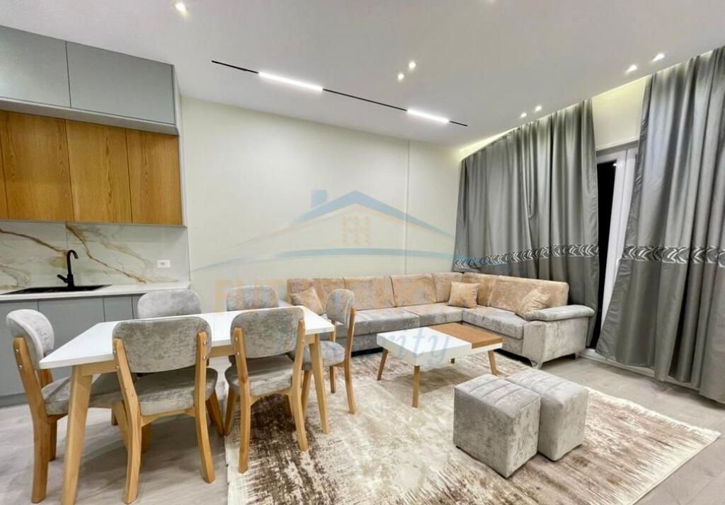 Qera, Apartament 2+1, Rruga Fuat Toptani, Tiranë.