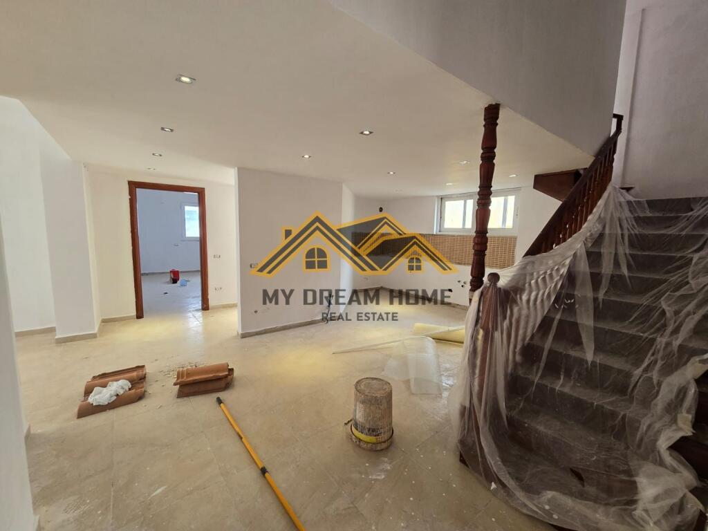 PAPAFINGO 3+1+2 ME GARAZH PER SHITJE !