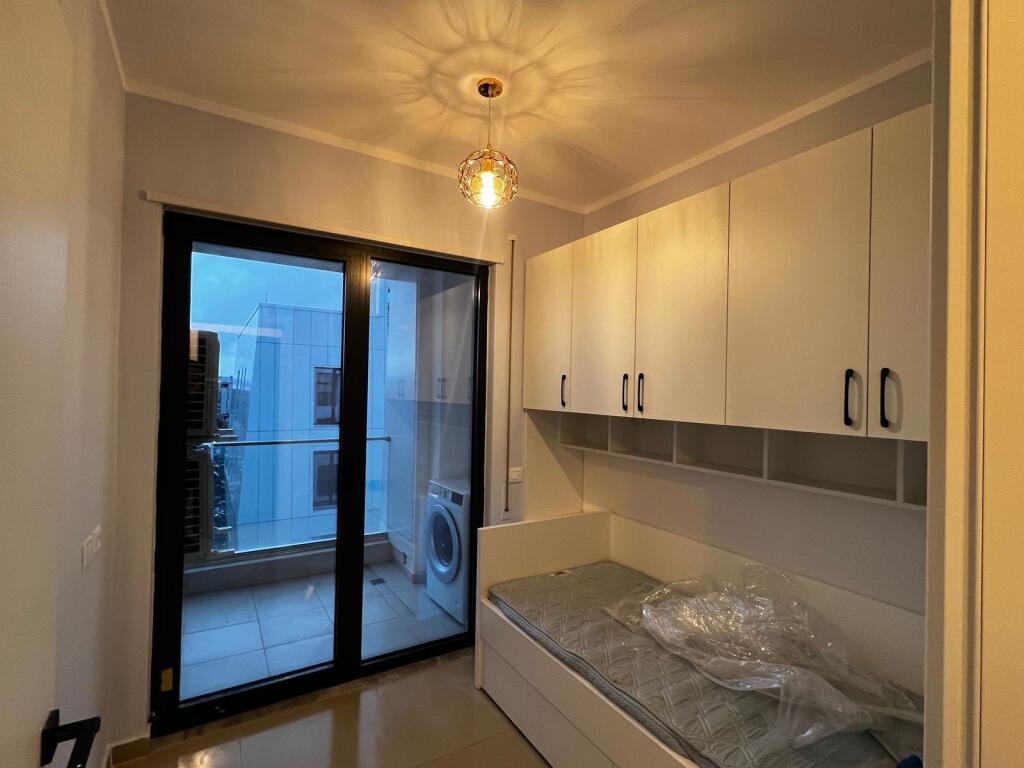 Porcelan Jepet Apartament 2+1 Me Qera