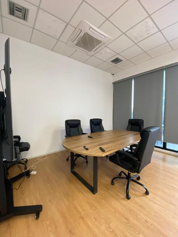 📌 BUSINESS PREMISES FOR SALE IN THE SQUARE 21 COMPLEX