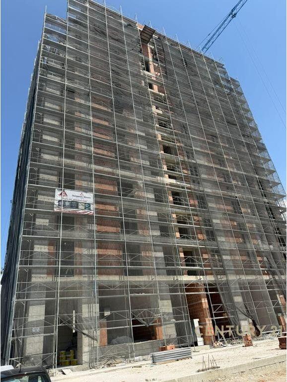 APARTAMENT 2+1+2+POST PARKIMI, TEK ISH FUSHA E AVIACIONIT PER SHITJE 226,000 € Sip. Totale  116m2