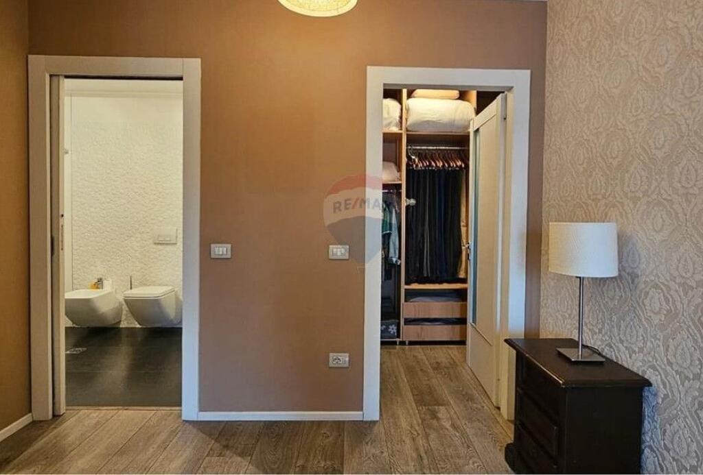 Apartament 3+1+2 ne shitje perballe Delijorgjit! ID: 530181081-344
