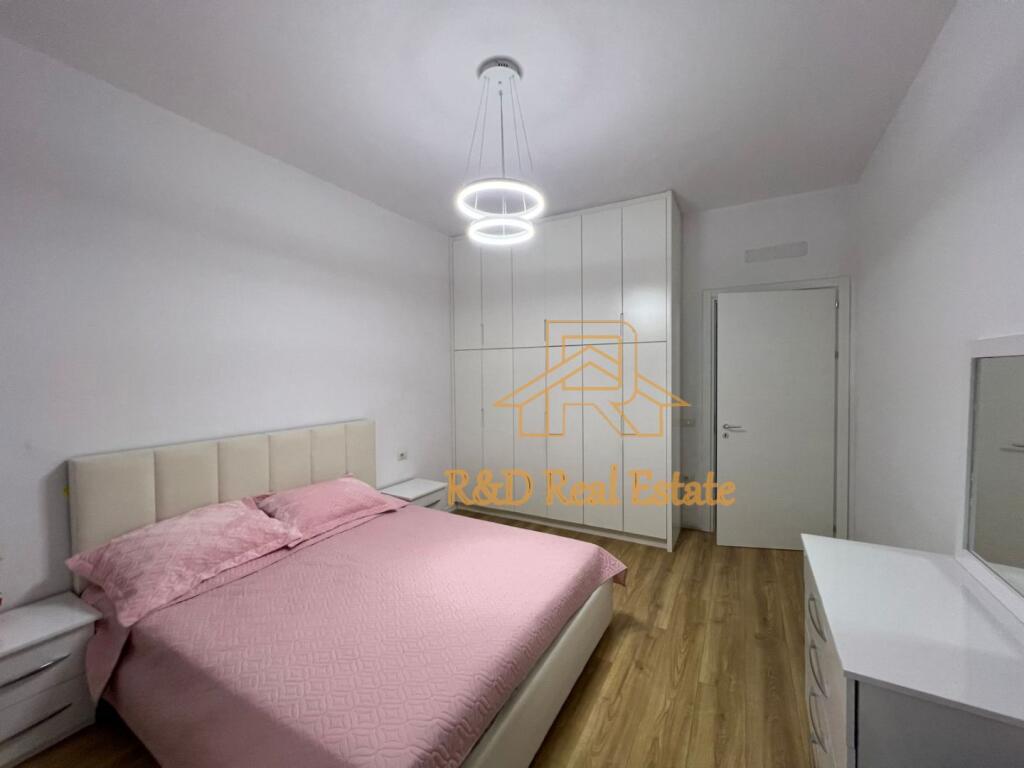 🏡 Jepet me qera apartament 1+1 – Ish Fusha e Aviacionit, Rruga e Dafinave