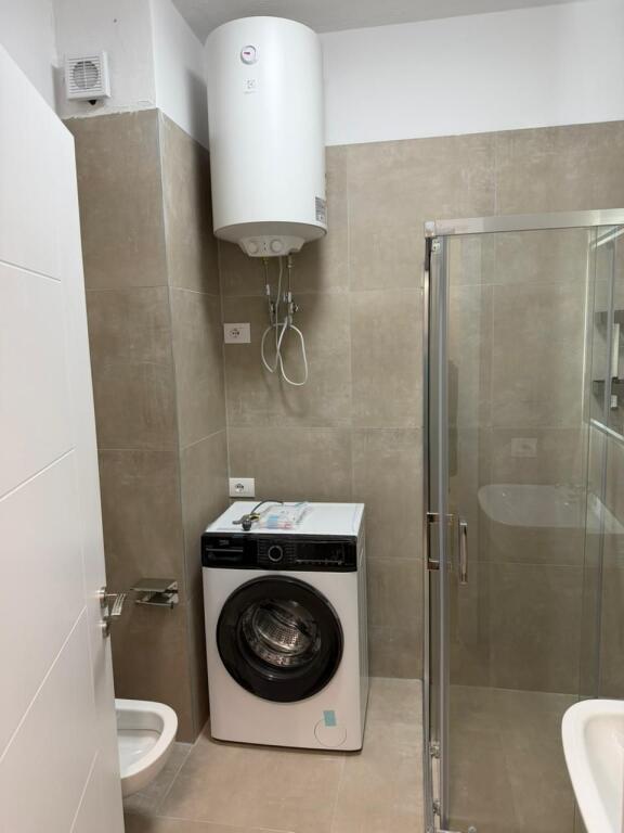 Apartament me qera 1+1 📍5 Ma