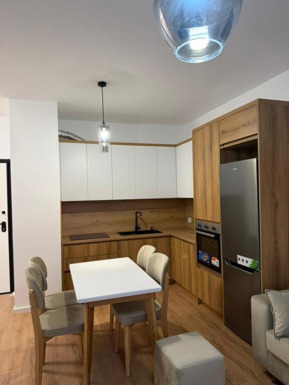 Apartament me qera 1+1 📍5 Ma