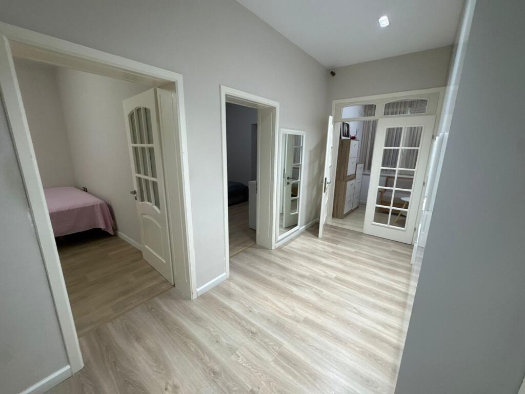 Jepet me qera 2+1 mobiluar kat 2 private ne Don bosko 699 eu