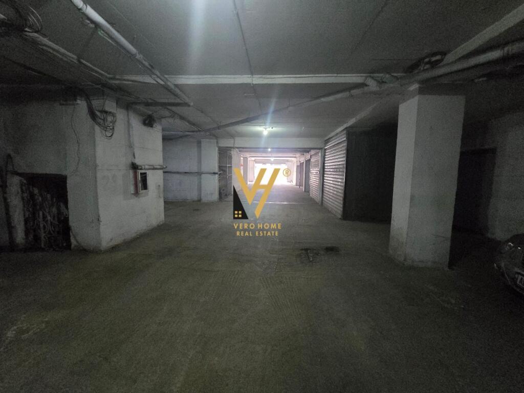 PARKING 1,500 M2 FOR RENT AT CASA ITALIA 4,500 EURO