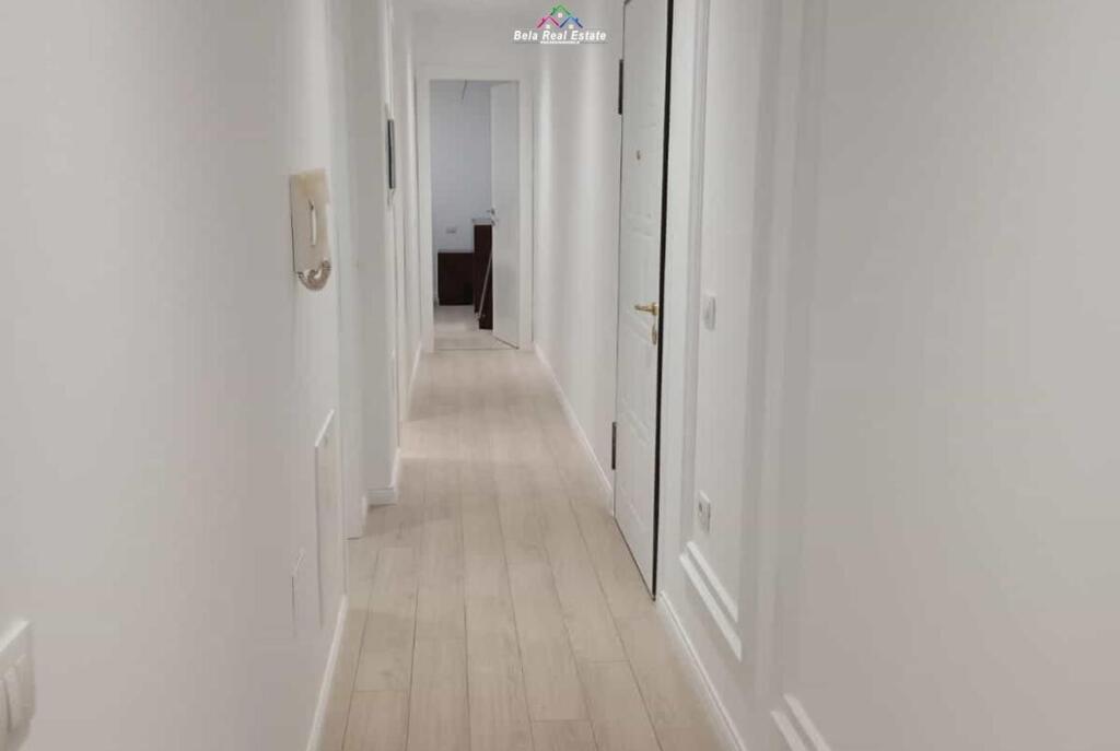 Appartamento In Affitto 2+1 A Myslym Shyr (ID B2201688) Tirana