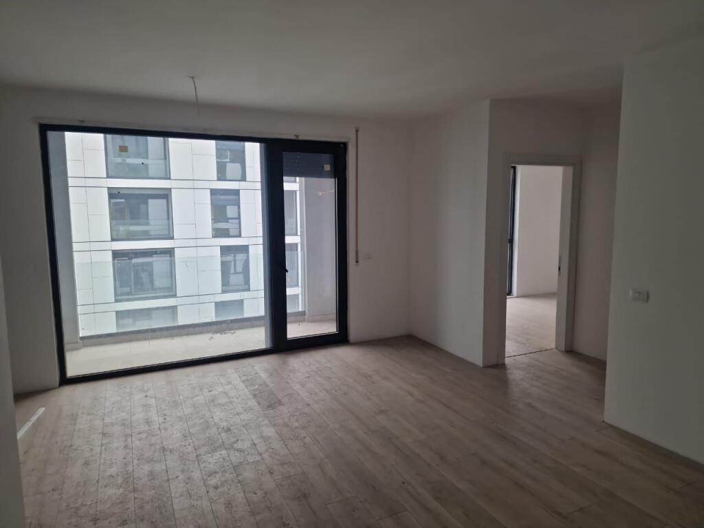 Shitet apartament 3+1+2 tualete+post parkimin ne kompleksin "Akses Tirana" prane
