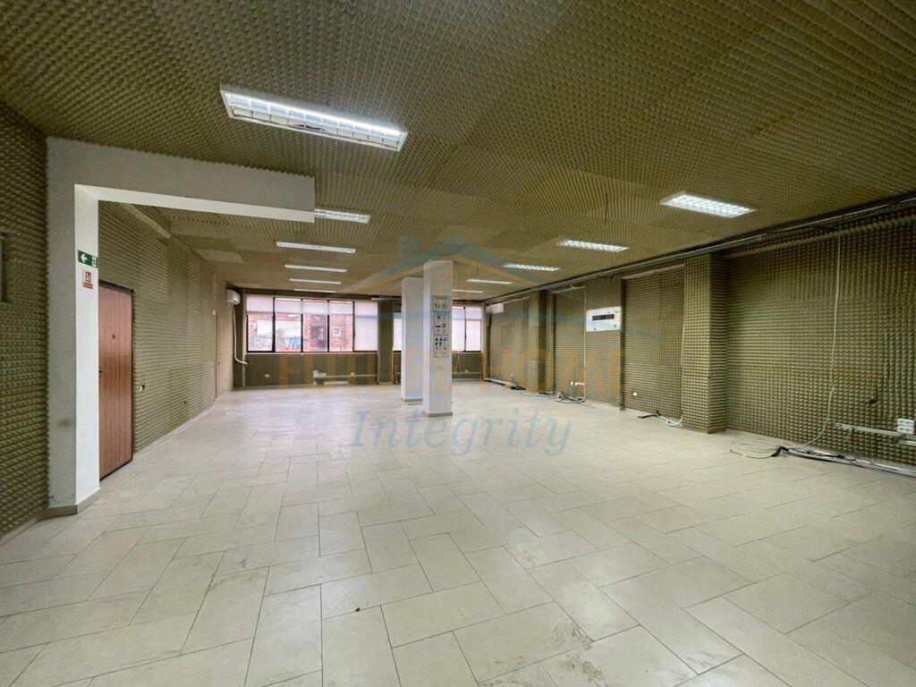 Business premises for sale, Elbasan Street, Tirana.