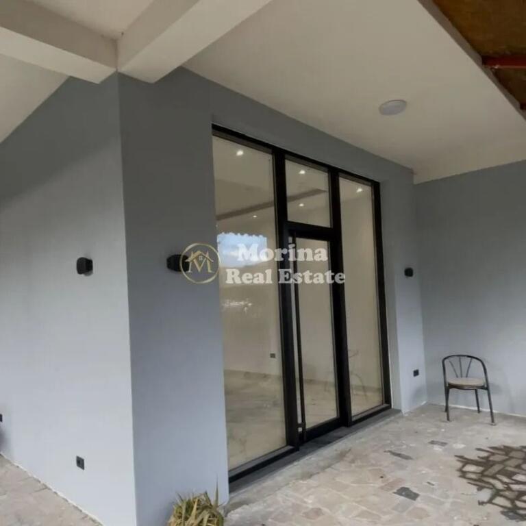 Affitto | Locale Commerciale | Pezë-Helmës | 400 €/mese