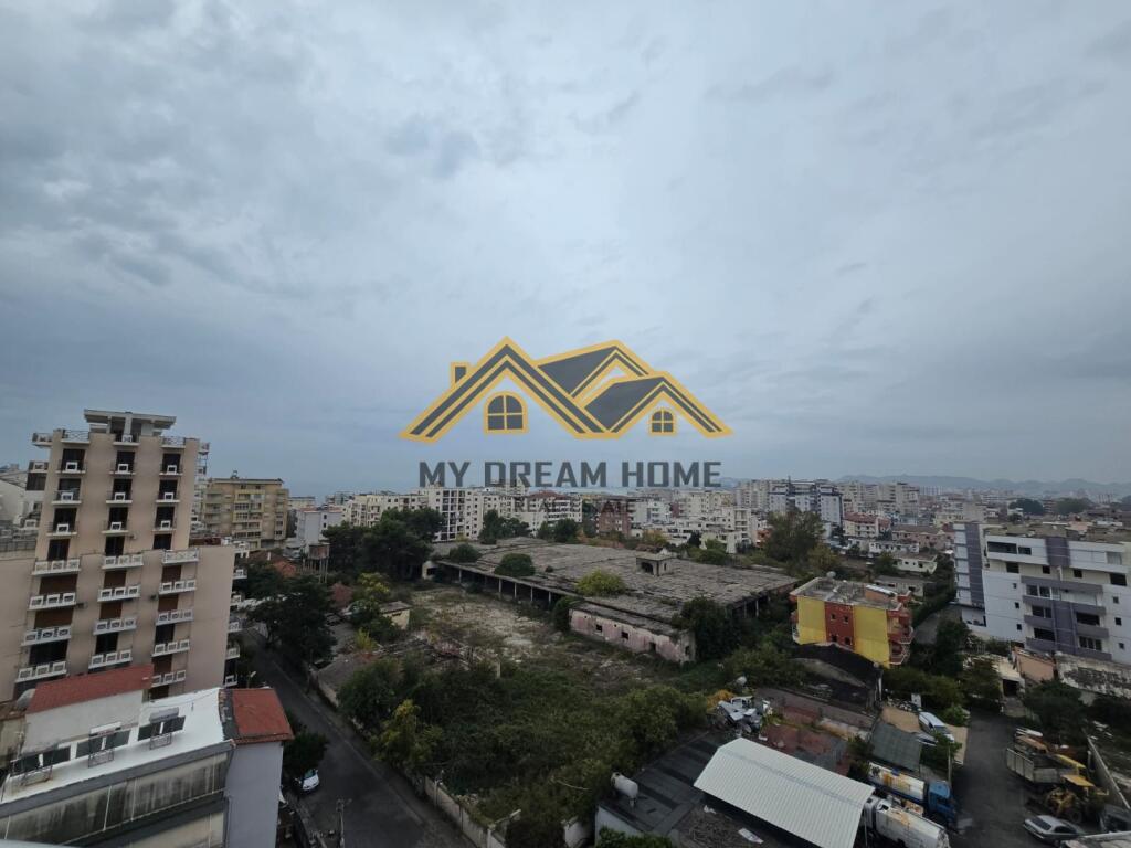 PAPAFINGO 3+1+2 ME GARAZH PER SHITJE !