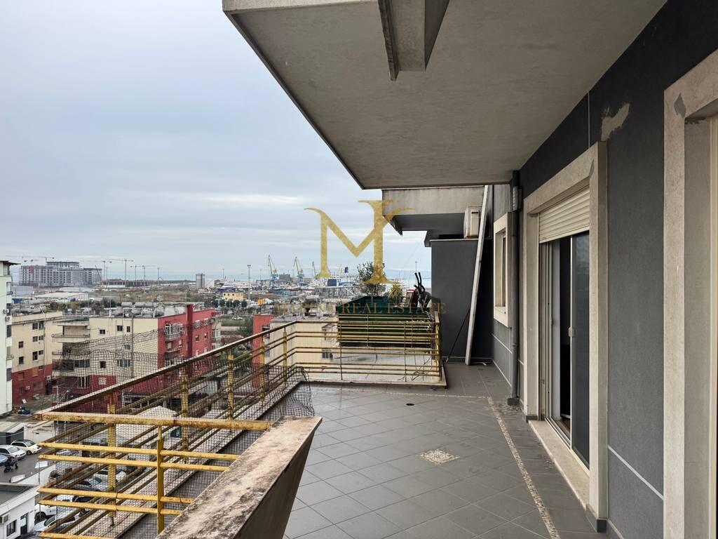 Apartment for rent in Durres, Train Station, 2+1+2+balcony