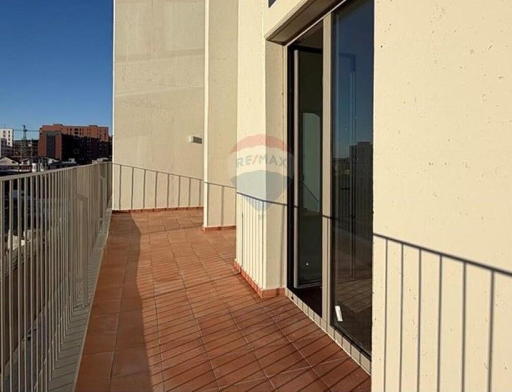 PARK AVENUE,Shesim 2+1+2 +Verande ID: 530261047-97