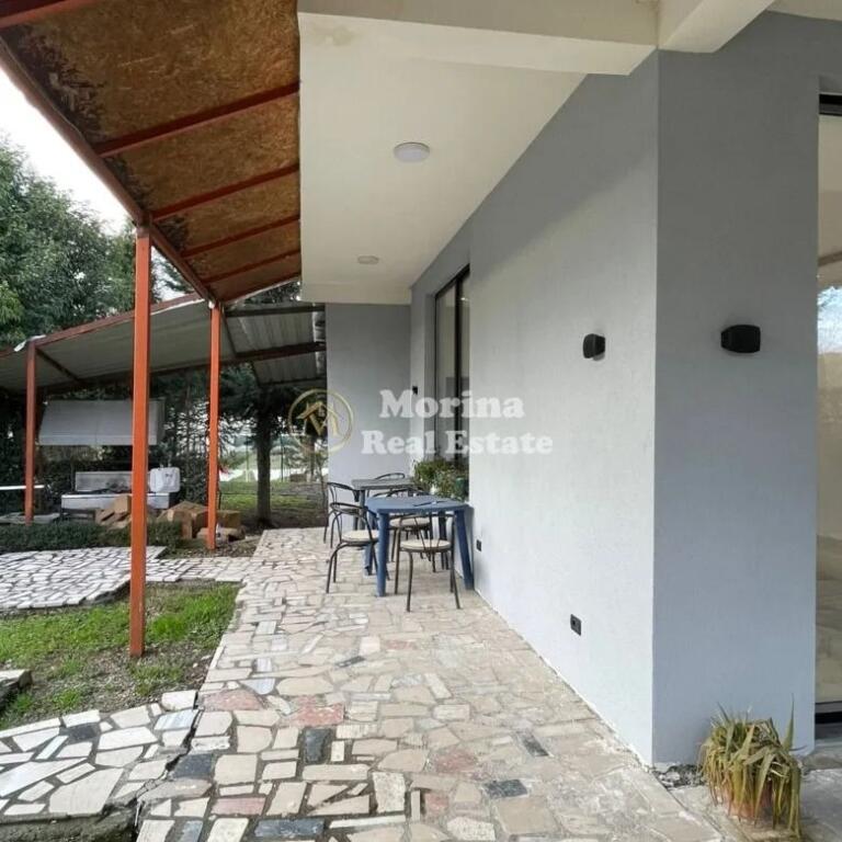 Affitto | Locale Commerciale | Pezë-Helmës | 400 €/mese