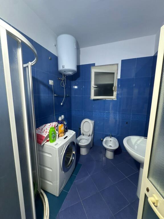 Jepet me qera 2+1 mobiluar kat 2 private ne Don bosko 699 eu