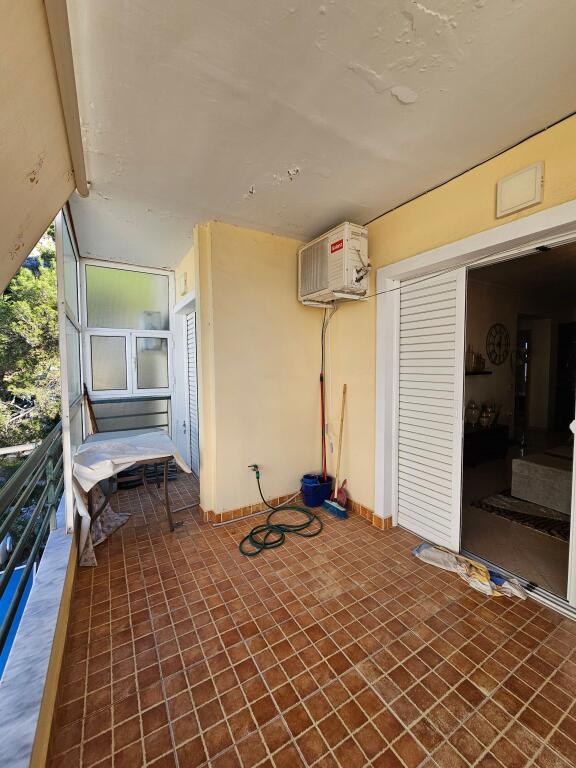 Shitet Apartament 2+1+2 ne Sarande 104m2