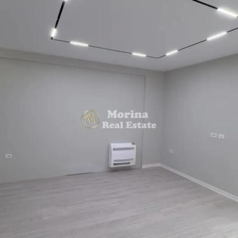 Qera | Apartament 2 + 1+2 | Rruga 5 Maji | 1000 €/muaj