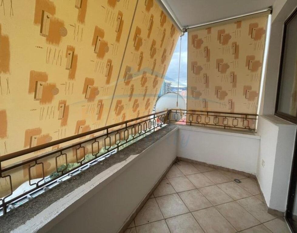 Qera, Apartament 1+1+2 Ballkone, Rruga e Elbasanit, Tiranë.