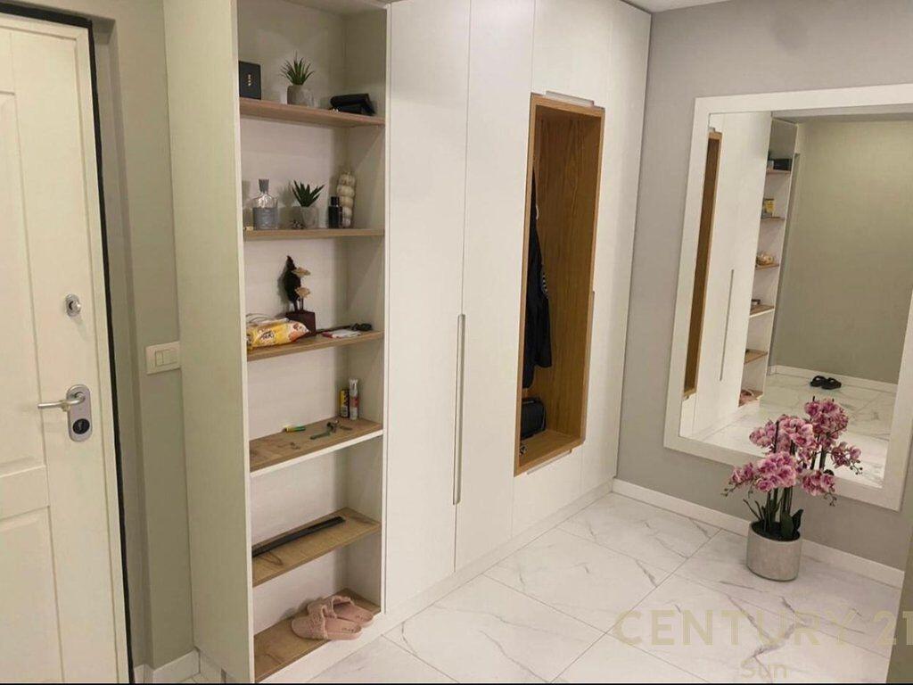 Jepet me Qira Apartament 3+1+2 – Sheshi Willson, Tiranë
