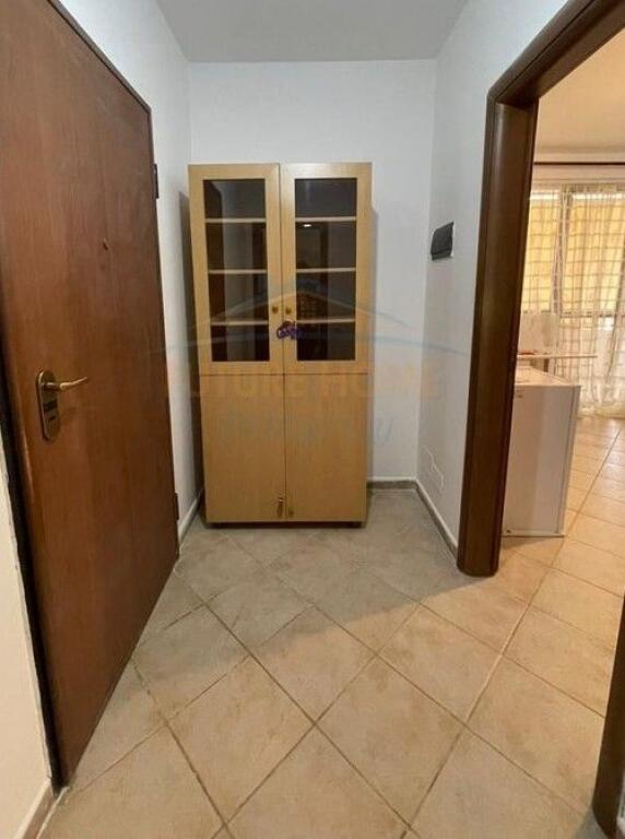 Qera, Apartament 1+1+2 Ballkone, Rruga e Elbasanit, Tiranë.