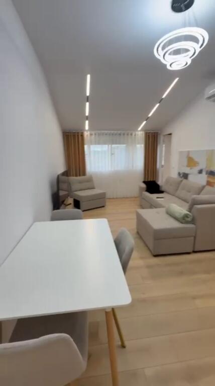 Shitet apartament 1+1 ne Don Bosko