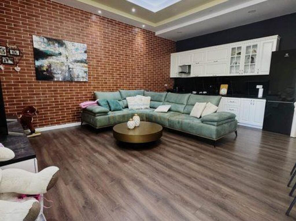 For sale, Apartment 1+1+ Veranda, Fresk, Tirana.