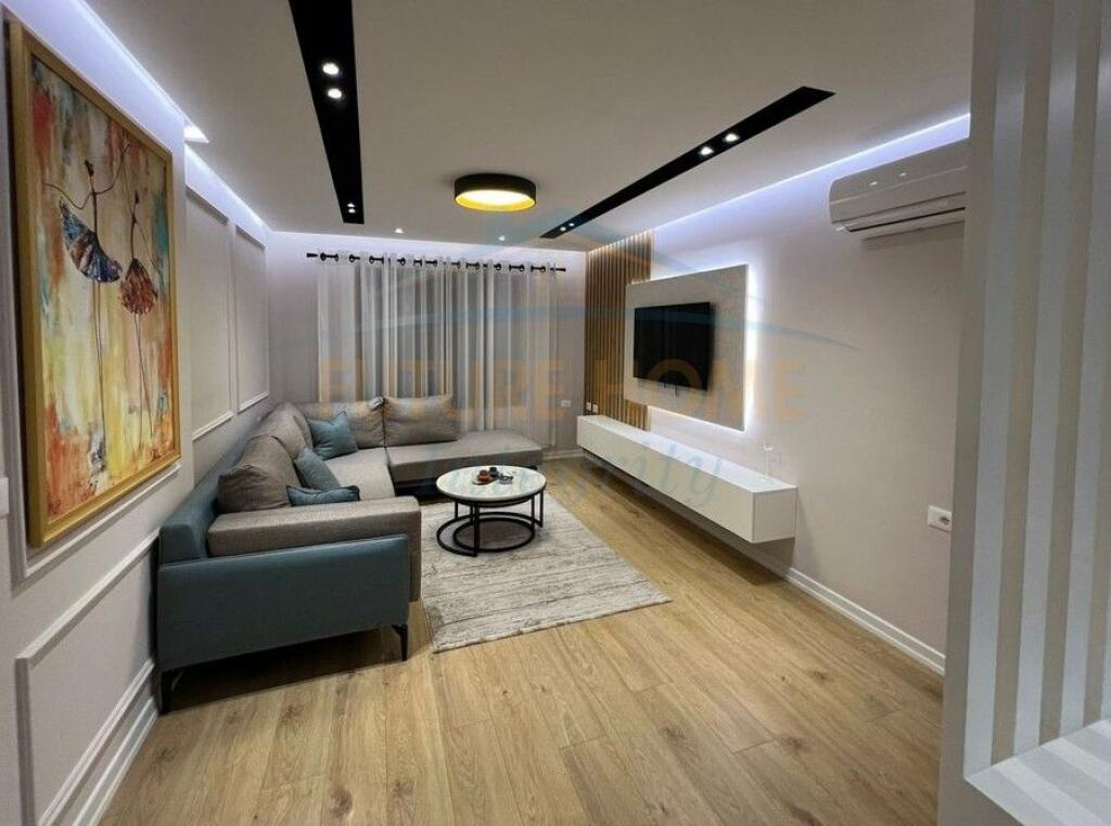 Qera, Apartament 2+1, Oxhaku, Tiranë.