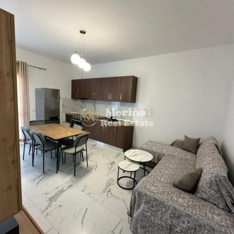 Qera | Shtëpi private 2 + 1 | Mullet | 500 €/muaj