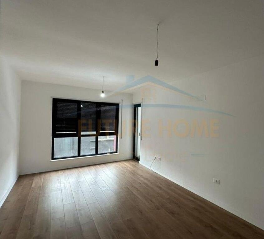 Affitto, Appartamento 2+1+2, Comune di Parigi, Tirana