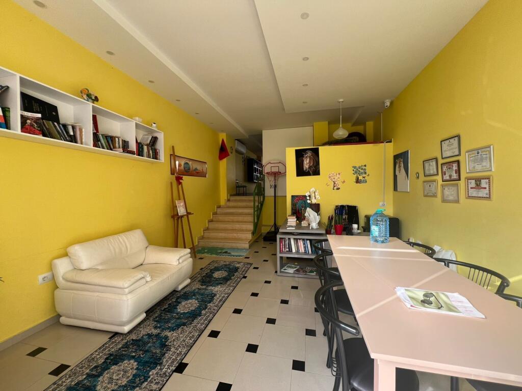 SHOP FOR SALE IN ASTIR
