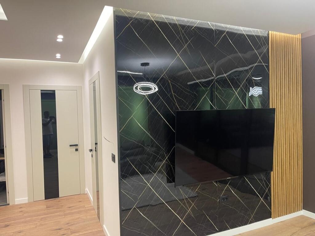 Jepet me qira apartament 2+1 + post, Te olimpiku