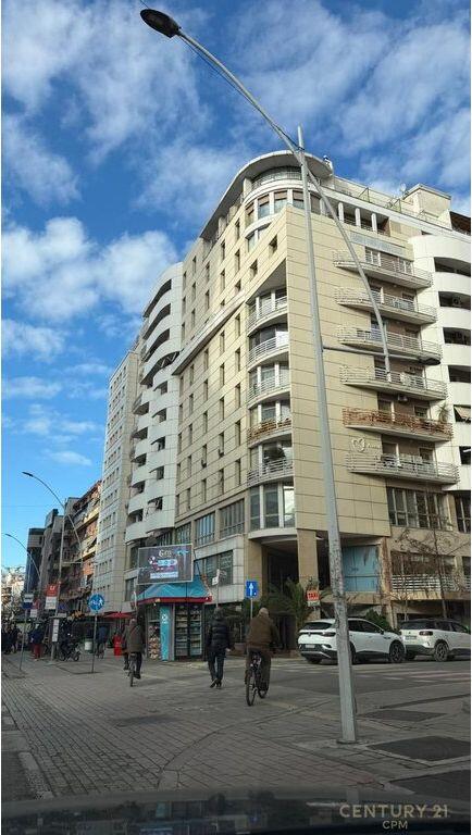 Office/commercial space for rent in the center