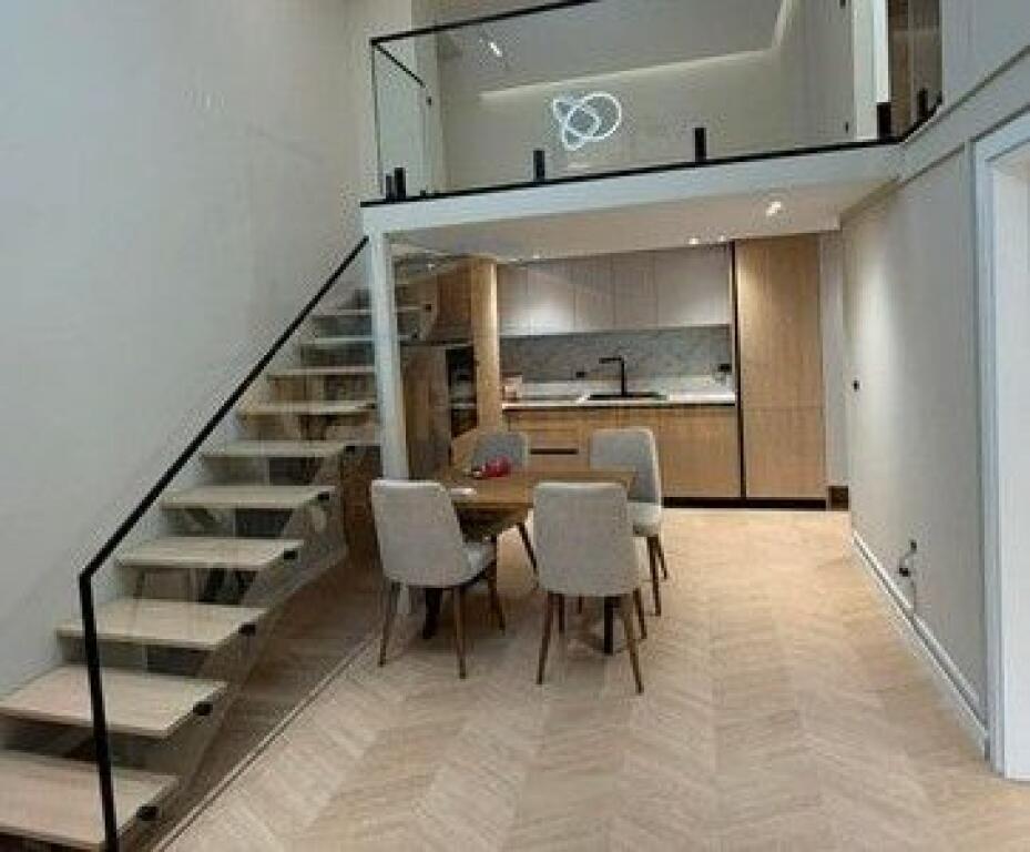 For rent, Duplex + PARKING SPACE, Golden Park.