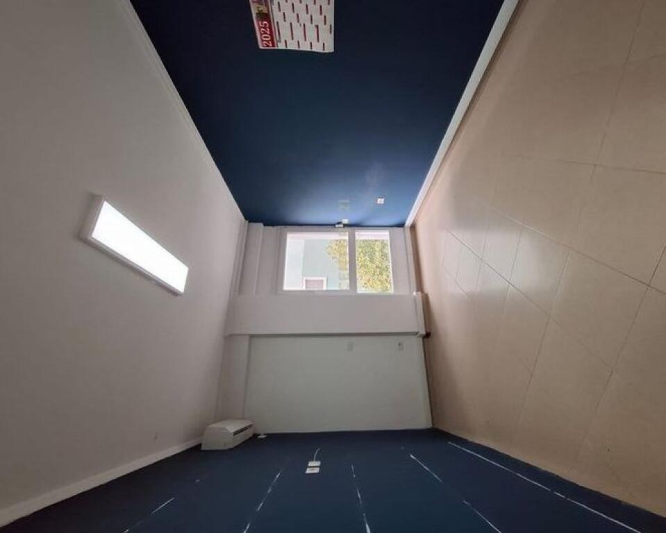 Apartament 2+1 me qera per zyra - Perballe Parlamentit