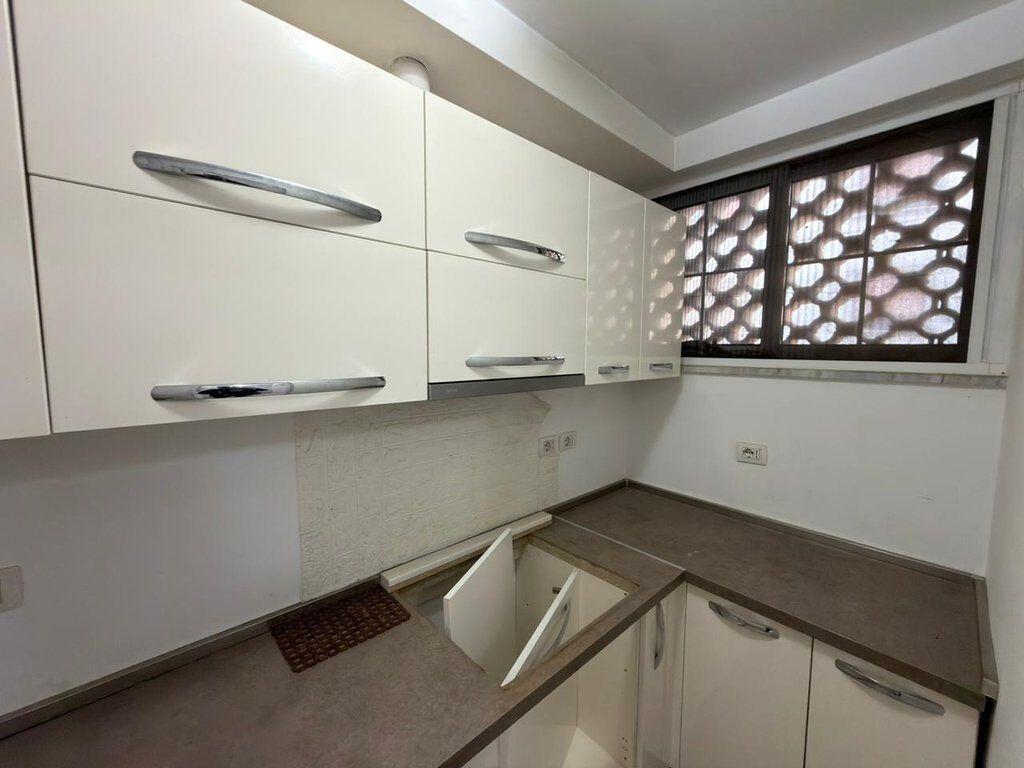 PRANE BULEVARDIT ZOGU I PARE, SHESIM APARTAMENT 2+1