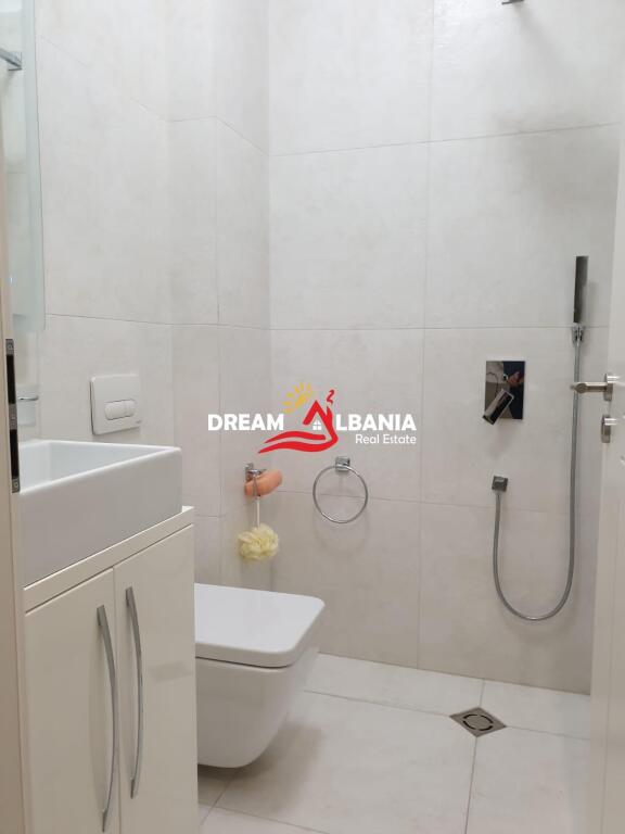 Apartament me qera 3+1+Parkim te Liqeni i Thate rruga Peti, Tirane (ID 4231267).