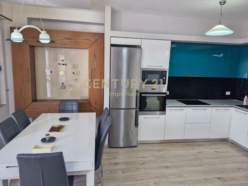 🏡 APARTAMENT 3+1 NË SHITJE NË YZBERISHT 🏡