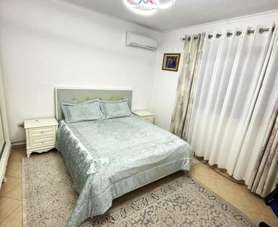 Vile 2-Kateshe Me Qera Ne 5 Maj (ID BV22552) Tirane