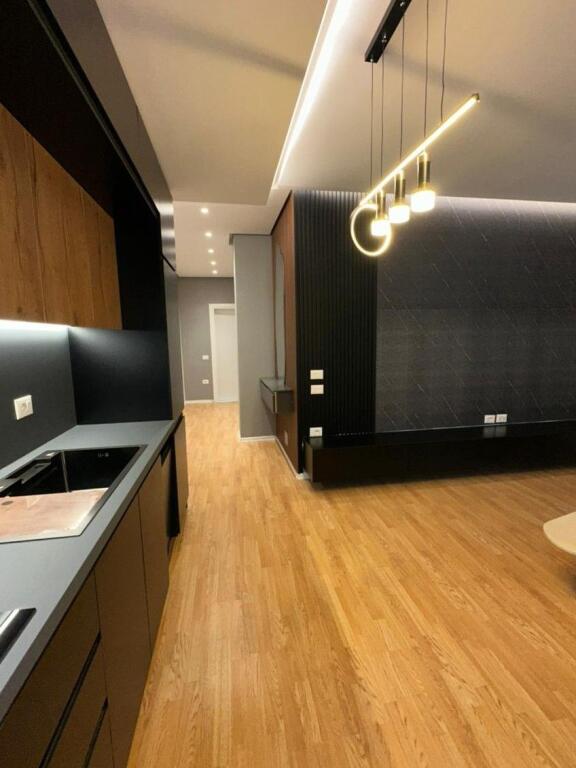 📌Apartament ne qender 2+1