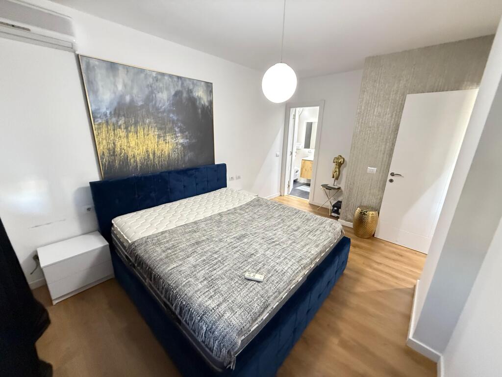 📢 Qira Apartament 2+1 – 1.000€/muaj 📍 Bllok, pranë Universitetit Juridik